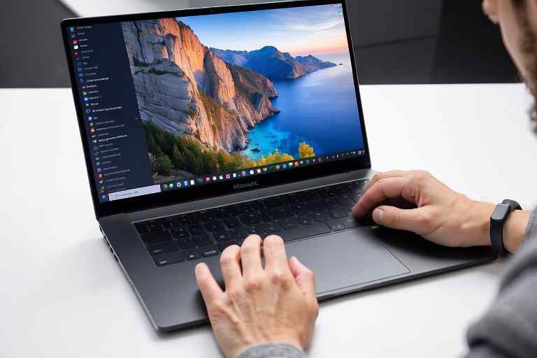 ¿Cómo calibrar el brillo de la pantalla en un MacBook Pro?